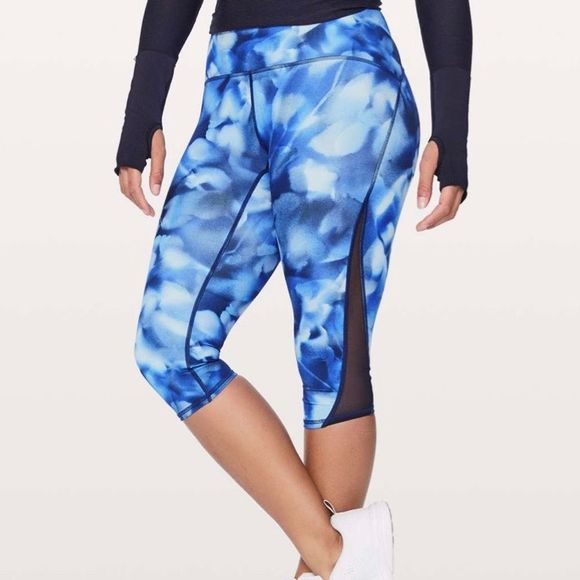 lululemon athletica Pants - Lululemon Train Times 17' Crop Size 8